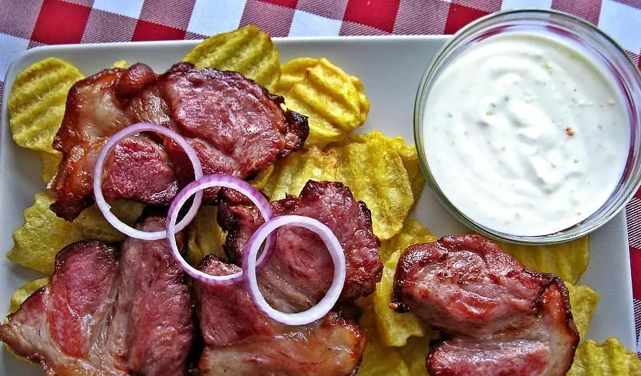 Ciolan servit la Restaurantul Faló